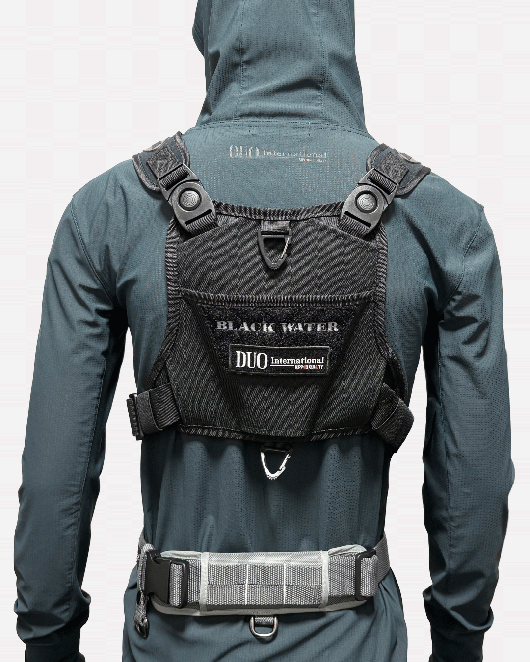BLACKWATER チェストバッグ EXTREME 1
